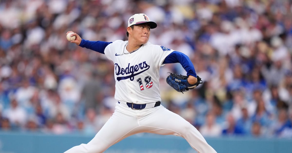 Yoshinobu Yamamoto has 10 strikeouts as Los Angeles Dodgers send San Diego Padres to 8th straight loss