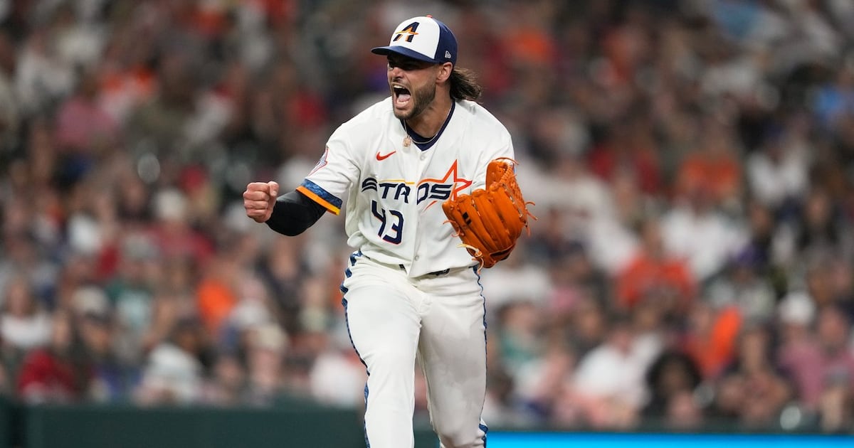 Milwaukee Brewers acquiring pitcher Lance McCullers from Houston Astros