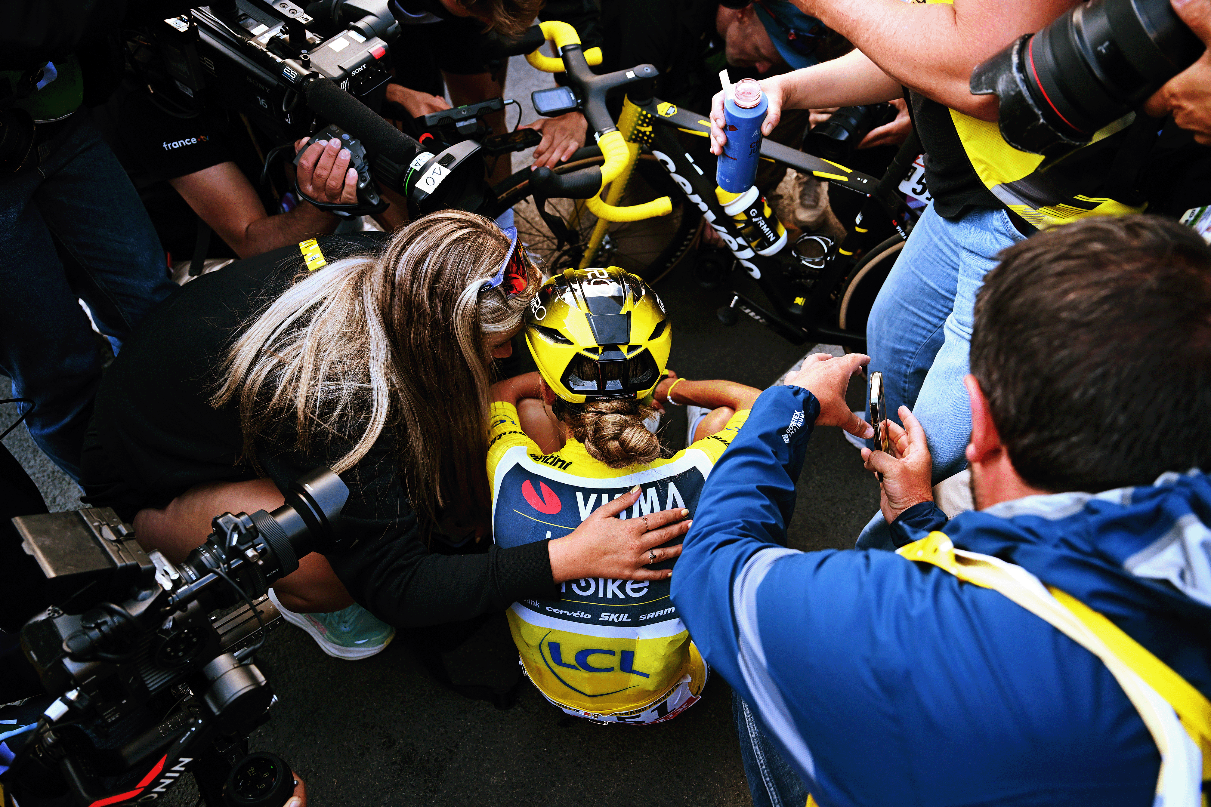 Detailed view of final overall winner, Pauline Ferrand-Prevot of France and Team Visma | Lease a Bike - Yellow leader jersey reacts after the 4th Tour de France Femmes 2025, Stage 9 a 124.1km stage from Praz-sur-Arly to Chatel Les Portes du Soleilon 1298m / #UCIWWT / August 03, 2025 in Chatel Les Portes du Soleil, France. (Photo by Szymon Gruchalski/Getty Images)