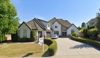 B.C. looking to seize White Rock man’s two homes