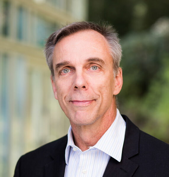 Headshot of a man who is a Babson finance professor