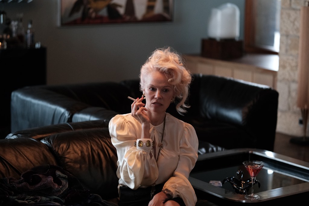 Pamela Anderson Talks 'Rosebush Pruning,' Second Chances & Baywatch
