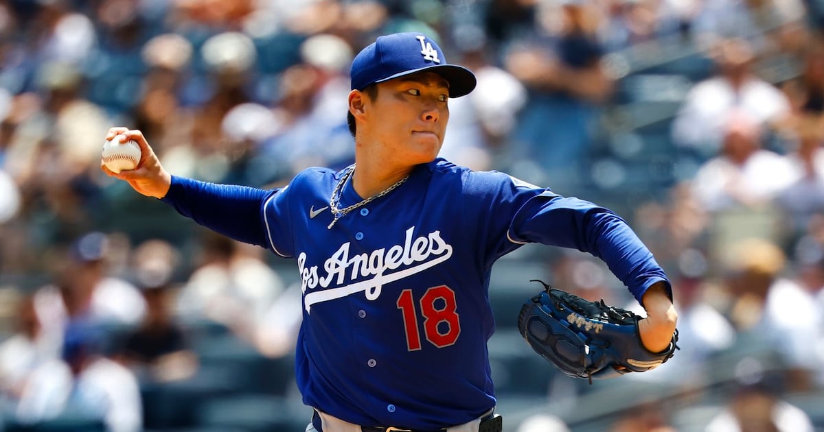Yamamoto fires 4-hitter and Ohtani leads offense as Dodgers top Yankees 8-2 in 1st game of twinbill