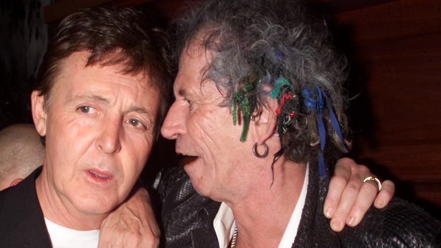Keith Richards and Sir Paul McCartney during 2000 VH1 Vogue Fashion Awards - After Party
