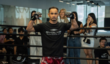 Sam-A Gaiyanghadao strikes a pose for photographers at The Inner Circle 23 open workout