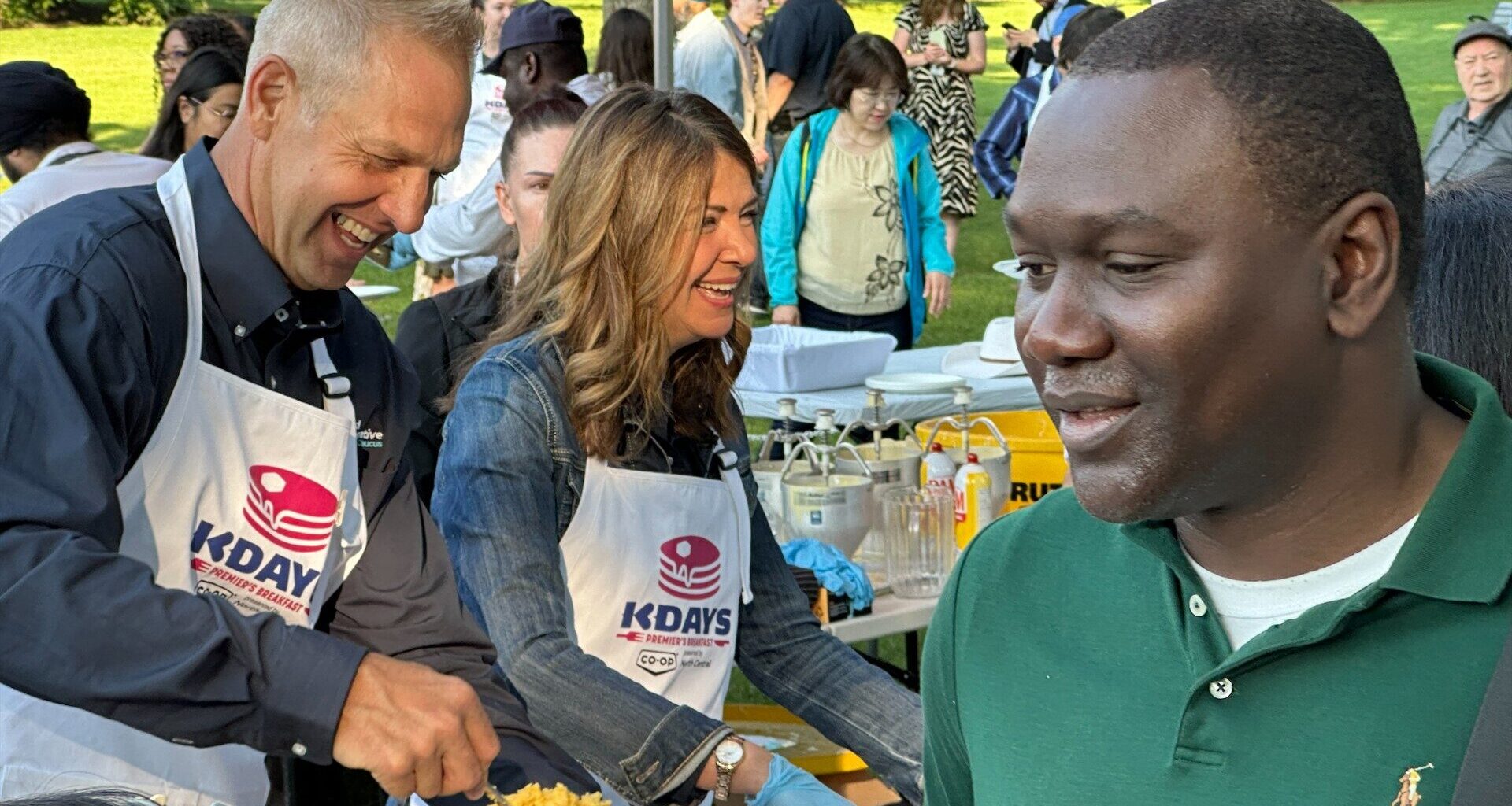 Alberta premier flips pancakes, gets shouted at during KDays kickoff on legislature grounds