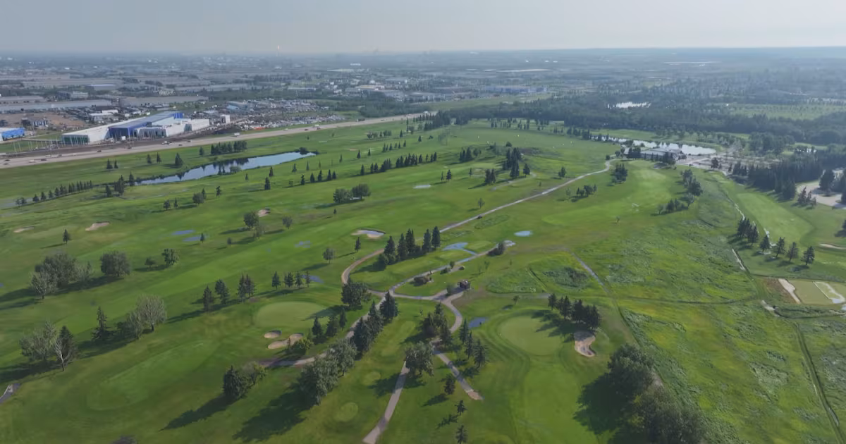 Edmonton golf course builds access road after flooding creek forces closure of its only other one - CTV News