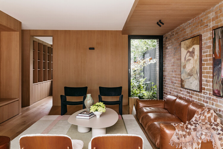 The Gentle House / the Stylesmiths - Interior Photography, Living Room, Wood, Sofa, Table, Door, Chair