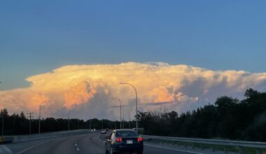 Environment Canada warns of weekend heat and possible severe storms