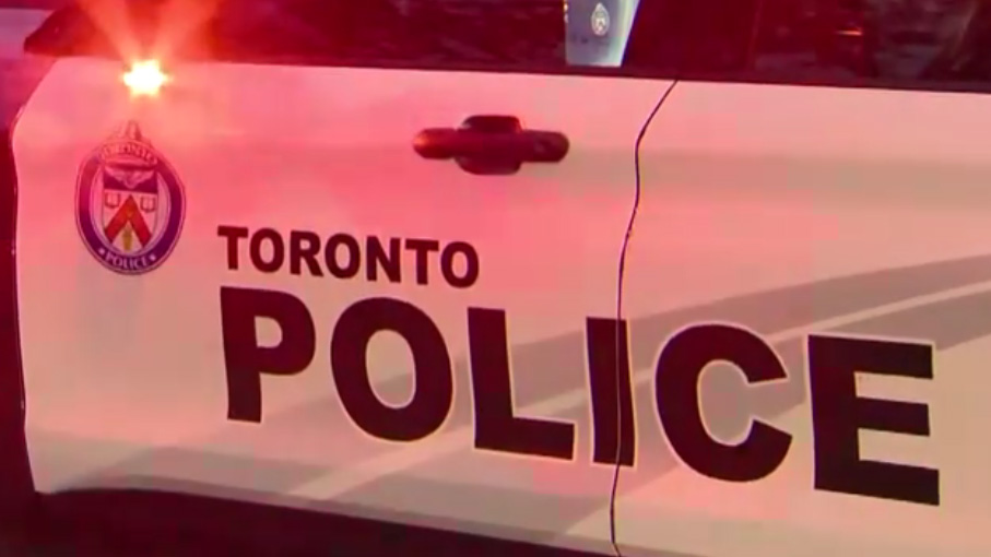 SIU investigating after 5 injured, 3 arrested in early morning 2-vehicle Etobicoke crash