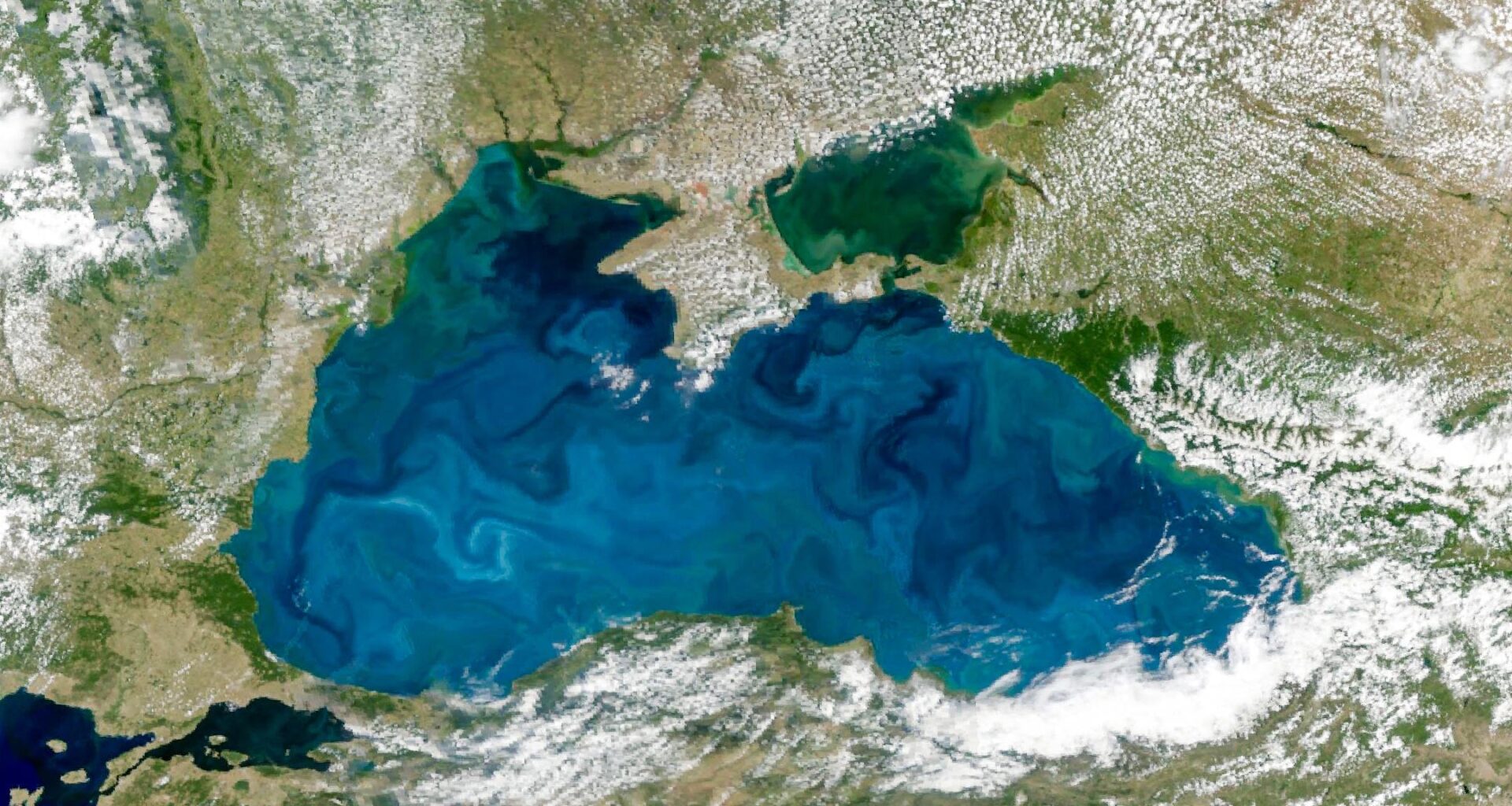 NASA Reveals the Black Sea’s Stunning Annual Turquoise Transformation