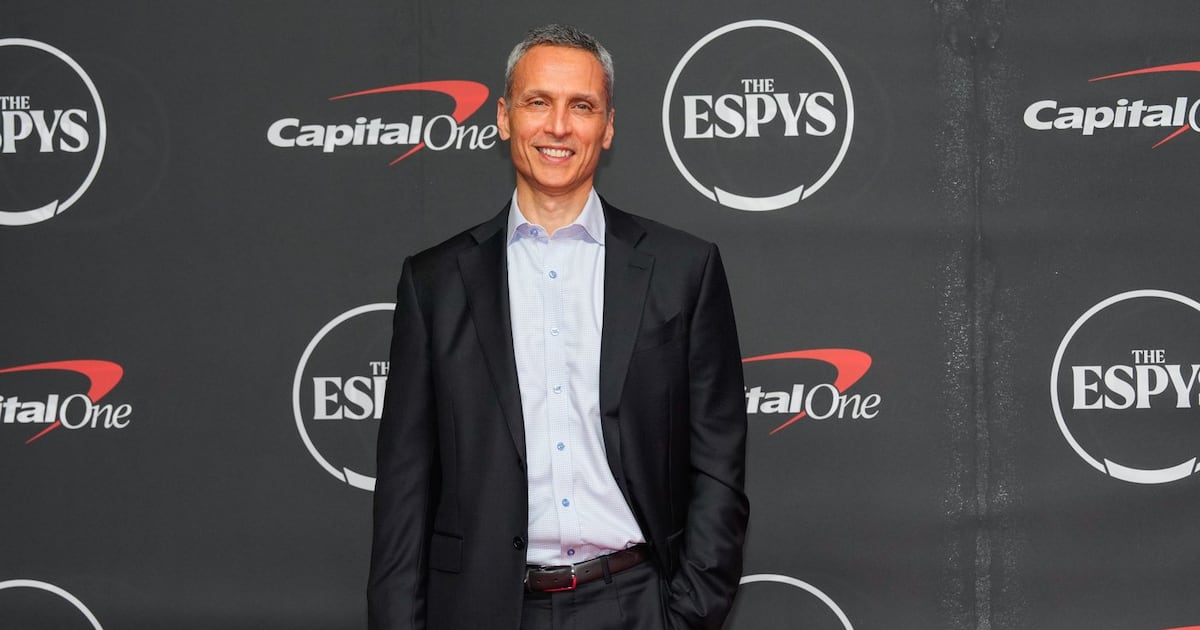 ESPN starts layoffs tied to NFL Network acquisition, memo says