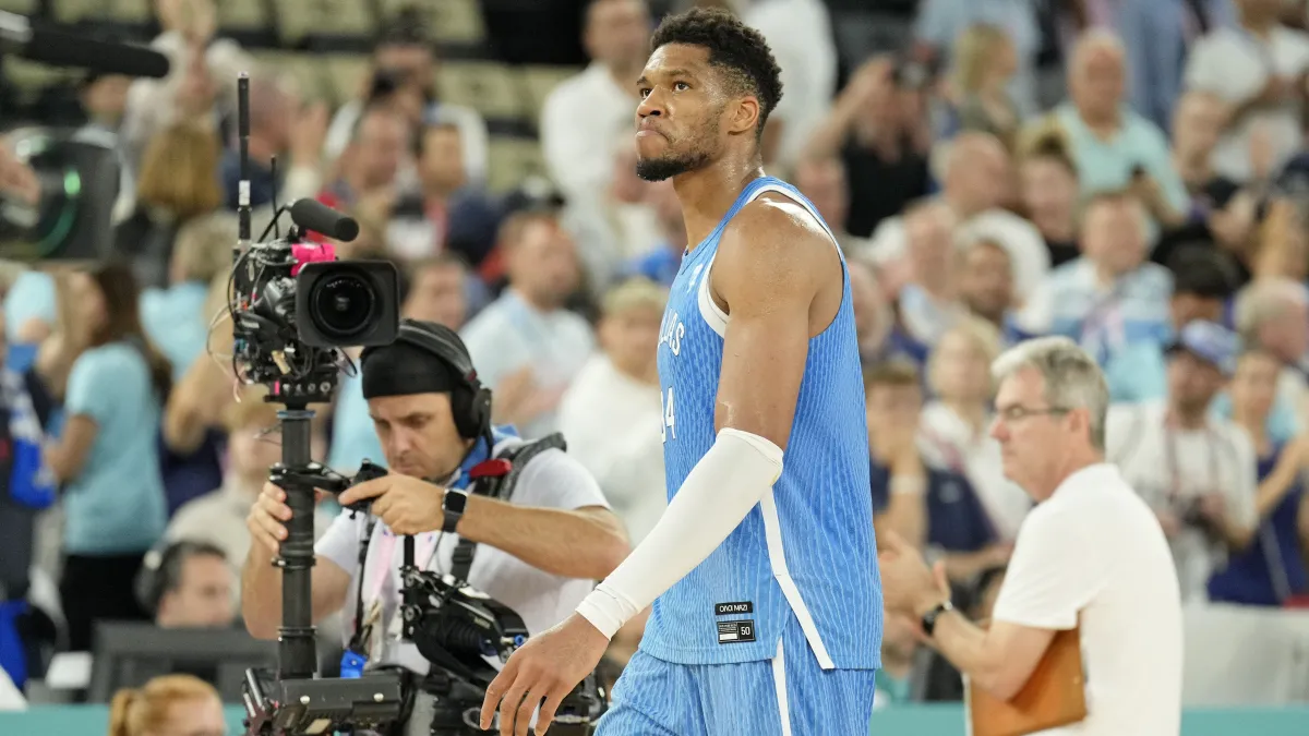 Giannis Antetokounmpo's fit with the Miami Heat gets questioned by former dunk champion image