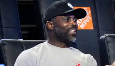 Retired since 2015, Michael Vick still earns a six-figure payday from the NFL image