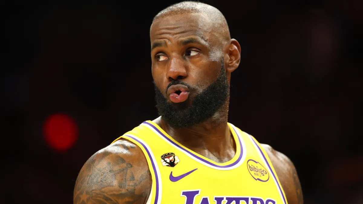 LeBron James' newest goal could help him make NBA history with the Philadelphia 76ers image