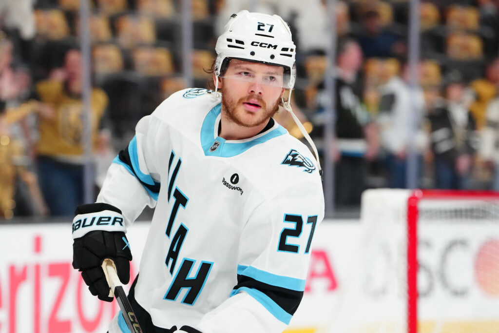 Devils Tender Offer Sheet To Mammoth's Barrett Hayton