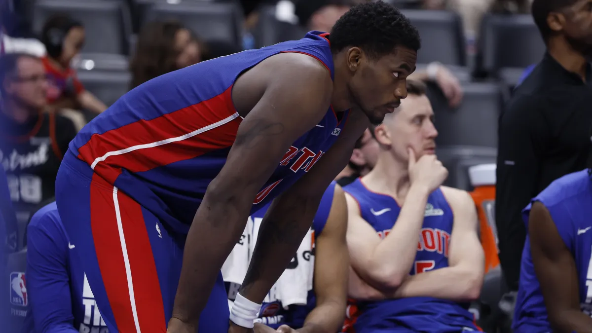 Pistons' Jalen Duren reportedly seeks exit from Detroit after becoming 'fed up' with organization image