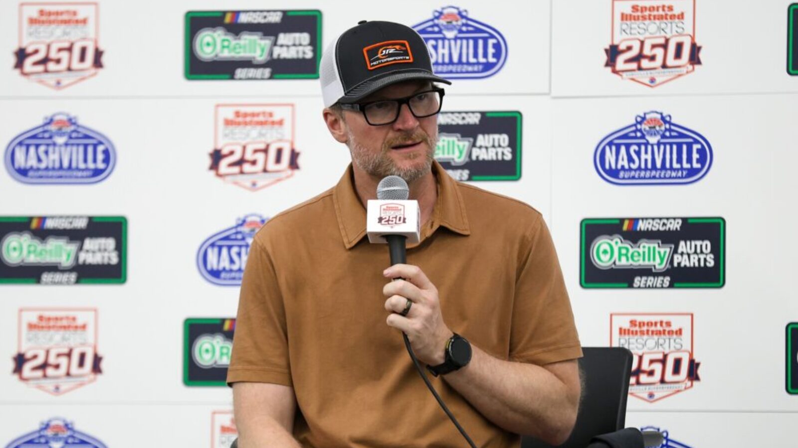 'Just sit down, just talk': Dale Jr. reveals NASCAR broadcaster’s absurd experiment