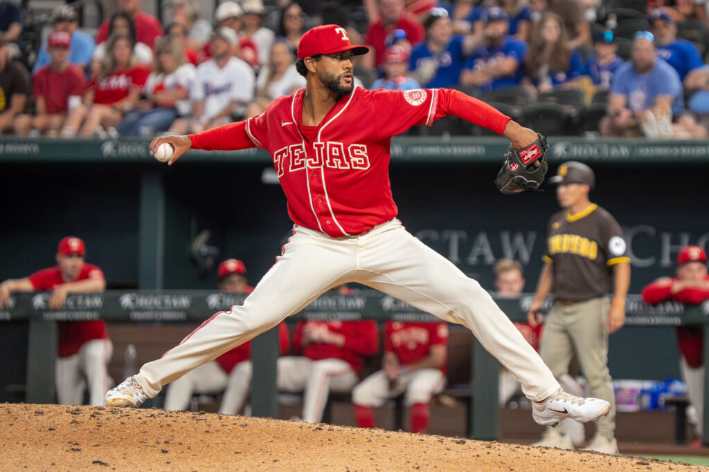 Rangers Re-Sign Jarred Kelenic, Joe Ross