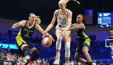 Paige Bueckers' scary collision mars Wings' sixth consecutive win image