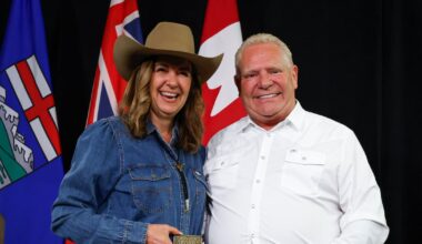 Canada pipeline: Defunct past pitches and their recent revivals