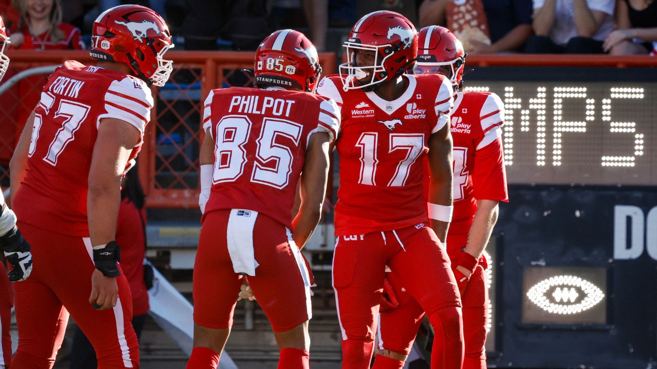 Adams throws six touchdown passes, rushes for one in Stampeders' win over Argos