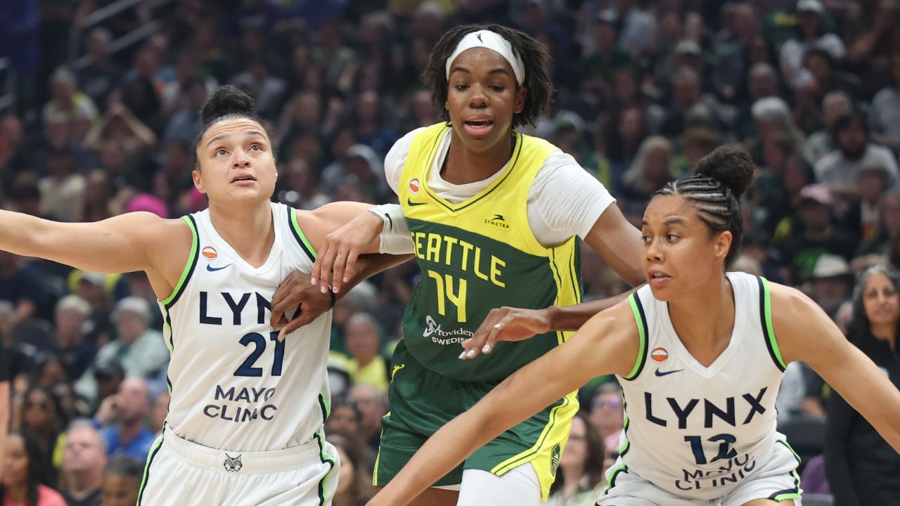 Lynx survive Storm to win sixth straight
