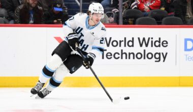 Mammoth match Barrett Hayton offer sheet from Devils