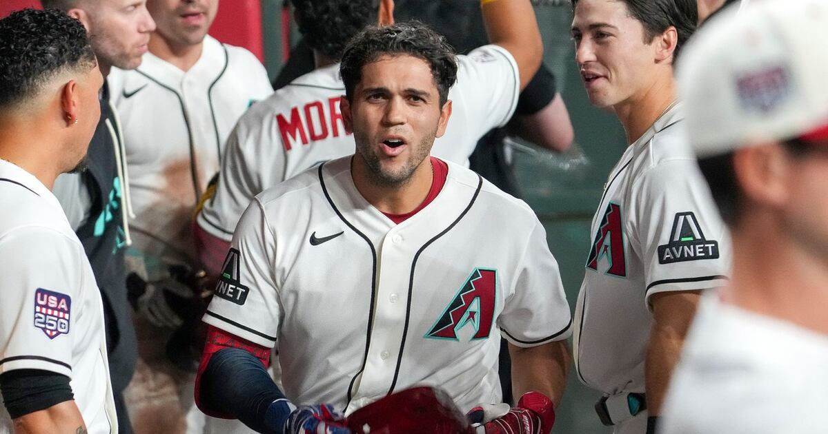 Adrian Del Castillo hits three-run shot to lift Arizona Diamondbacks past Milwaukee Brewers