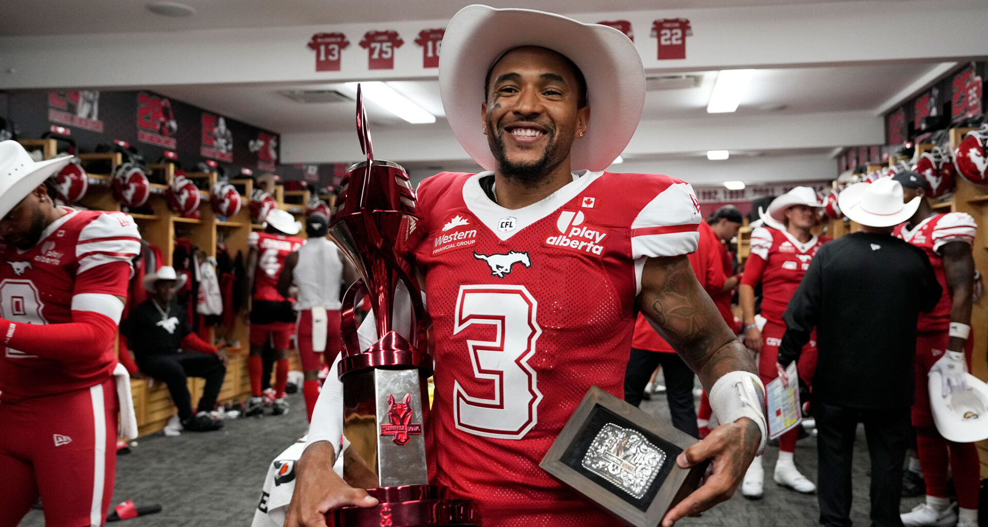 Vernon Adams Jr. makes history in FanDuel Canada Day Weekend win