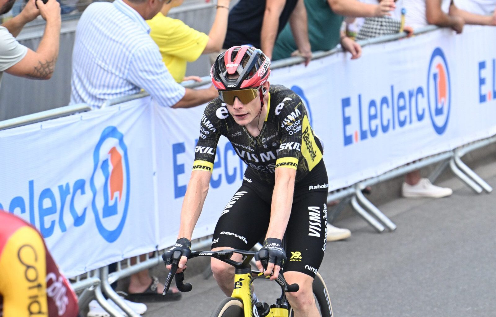 UAE expects Vingegaard to attack first on the Tourmalet
