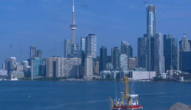 Toronto smoke: Poor air quality continues due to Ontario wildfires