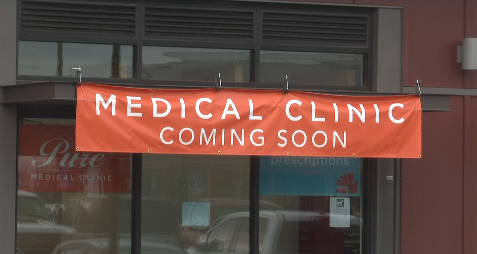 Colwood looks to expand municipal clinic as third doctor joins team