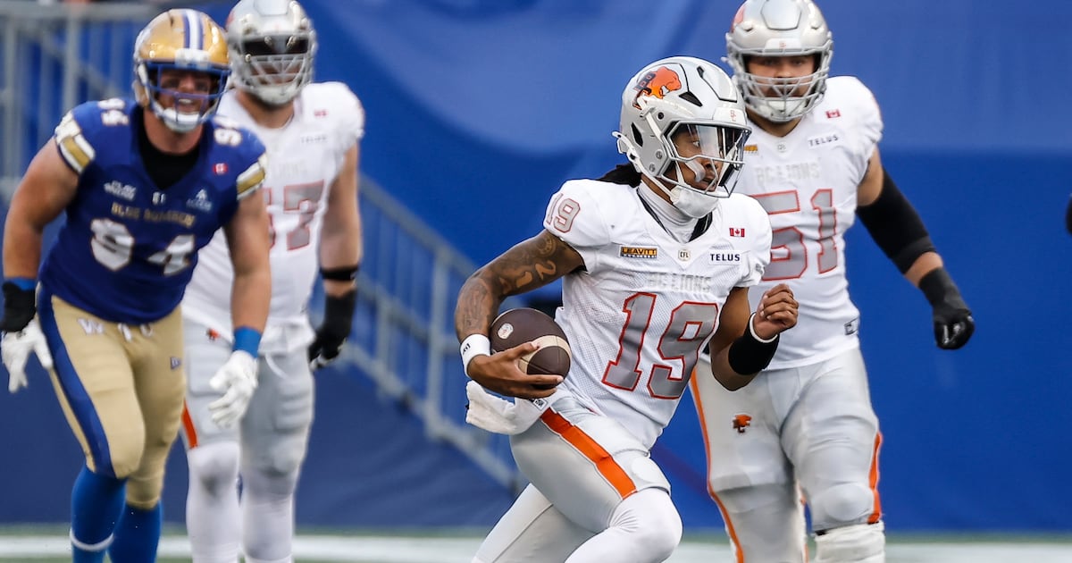 Zander Horvath's three touchdowns carry B.C. Lions to win over Winnipeg Blue Bombers