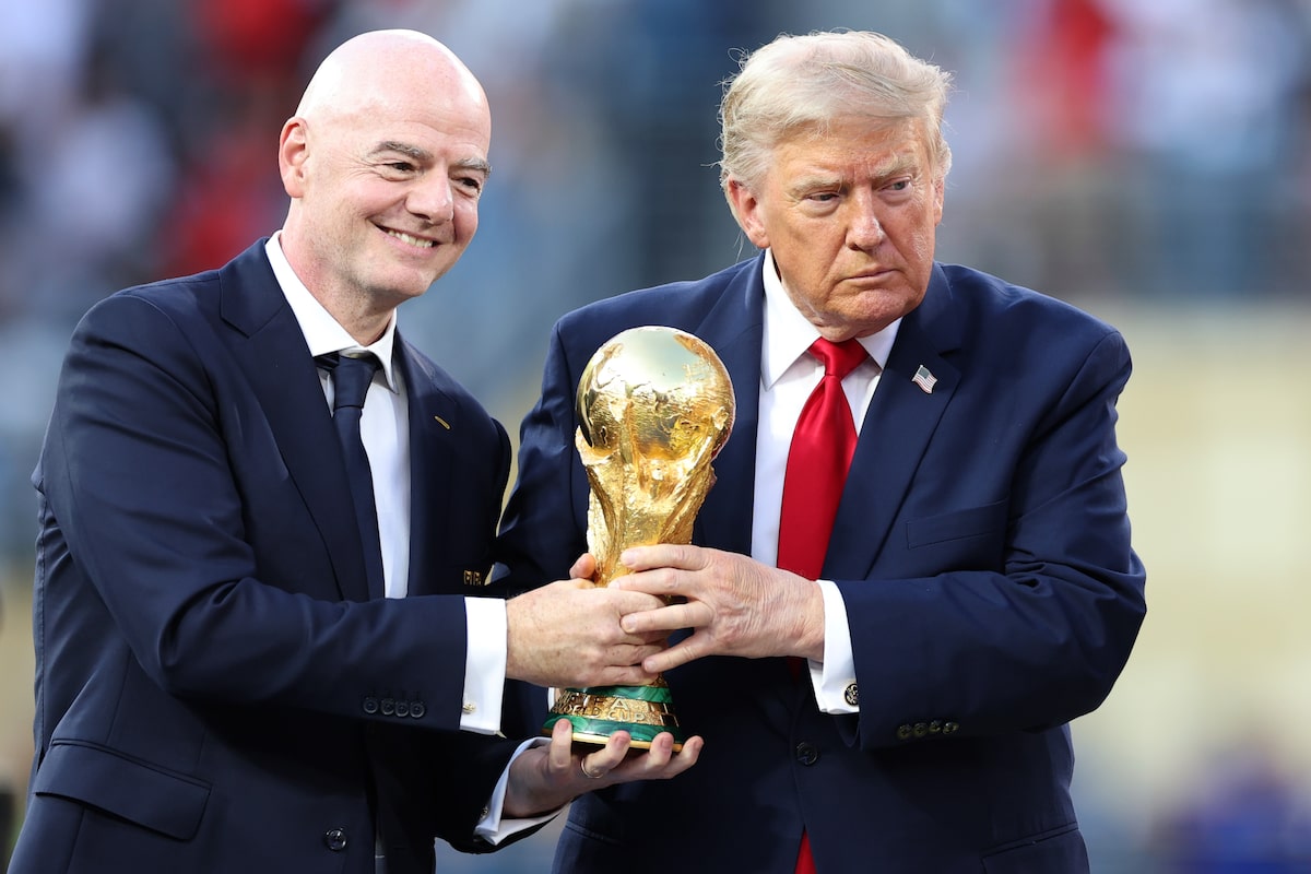 Trump, Infantino booed during World Cup trophy ceremony