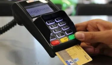 Morocco Caps Electronic Payment Fees at 0.15% for Small Retailers