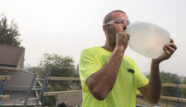 WorkSafeBC warns employers to protect workers from heat stress, heat stroke