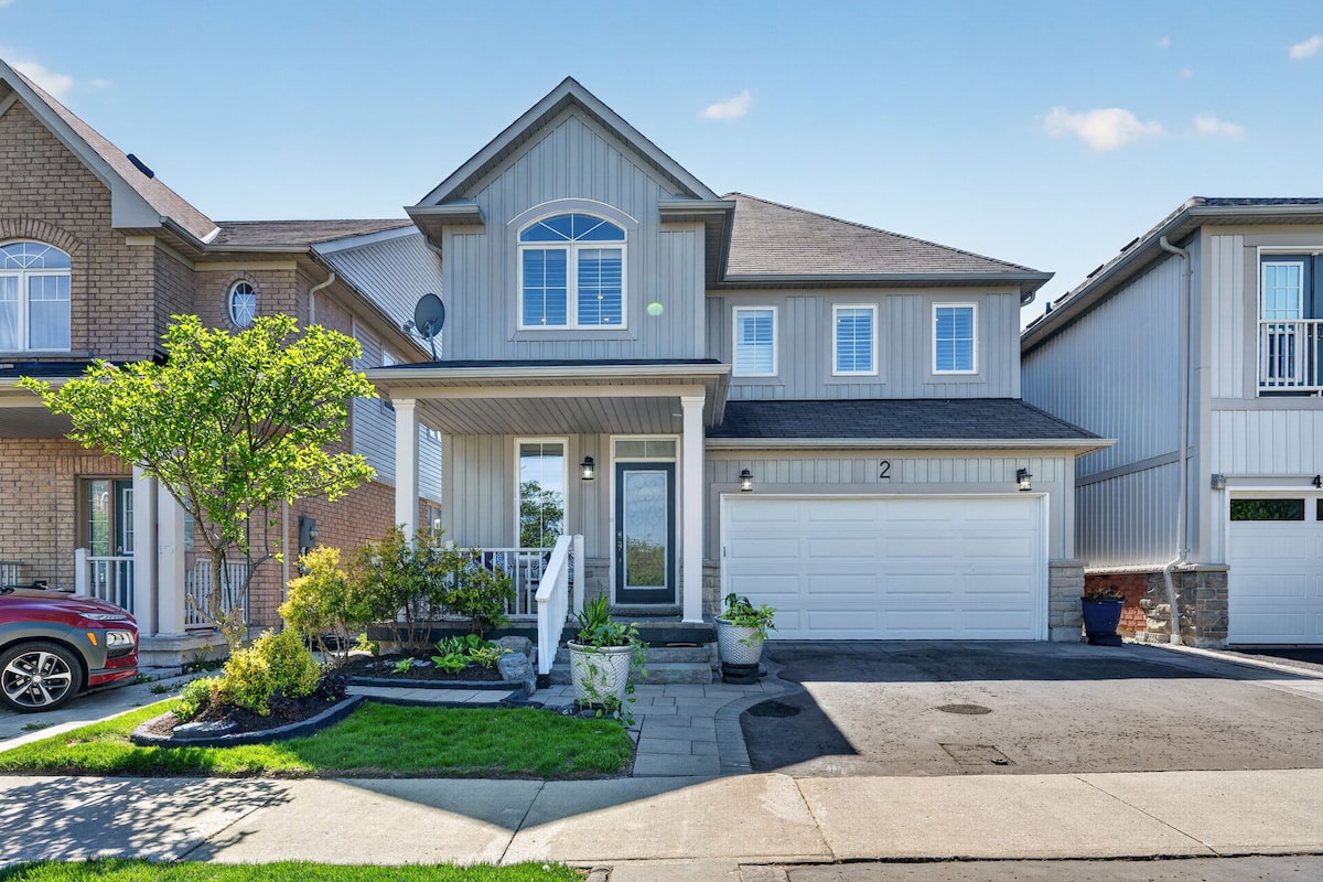 Toronto-area shows slow signs of real estate recovery, but risks abound