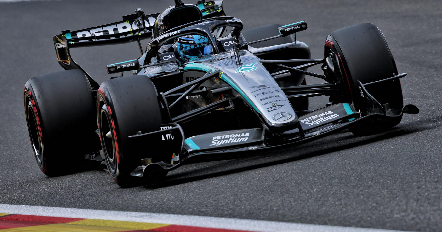 Fresh concern for George Russell as 'intervention' called for F1 team - International Media Reacts