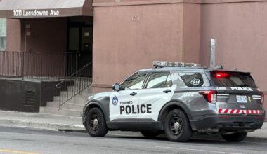 Man stabbed in Toronto's west end