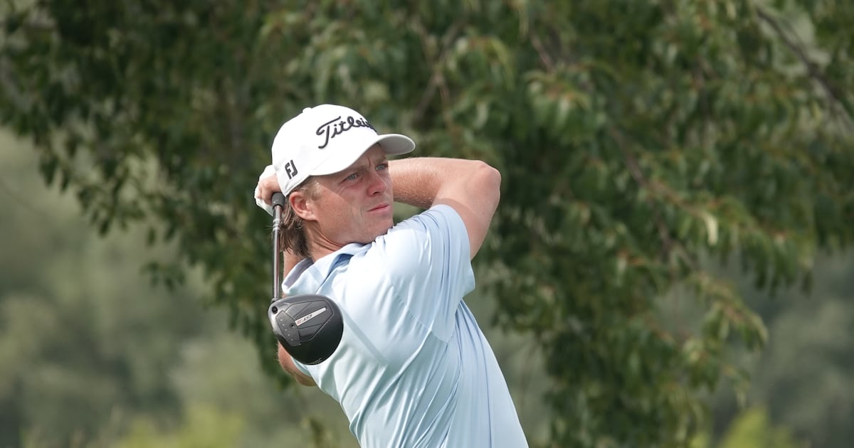 Connor Howe fires third-round 64 to build three-shot lead at Osprey Valley Open