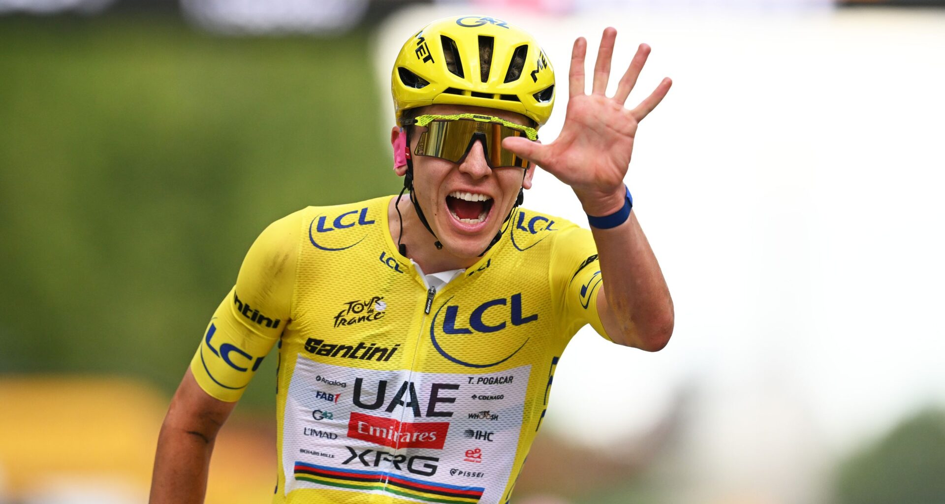 How much prize money did Tadej Pogačar and his team win at the Tour de France?