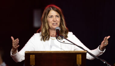 Alberta Premier Smith expected to announce details of West Coast pipeline as Carney meets B.C. premier