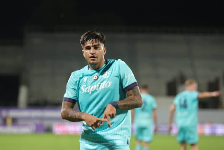 Castro to sign 5-year deal with Roma