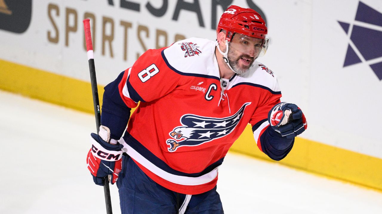 Capitals icon Alex Ovechkin re-signs on one-year deal