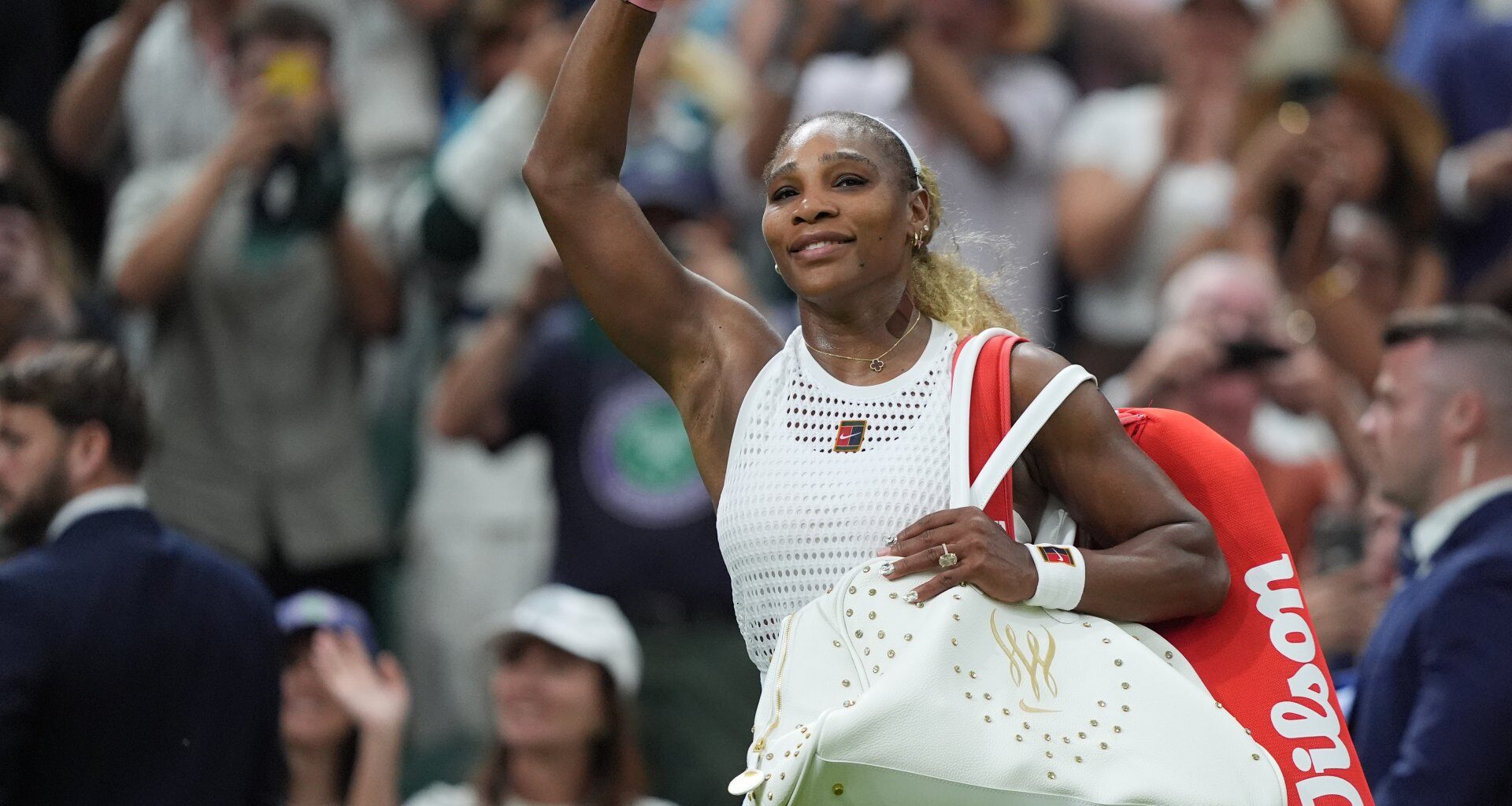 Valiant Serena beaten on Wimbledon return, Swiatek survives scare | Tennis