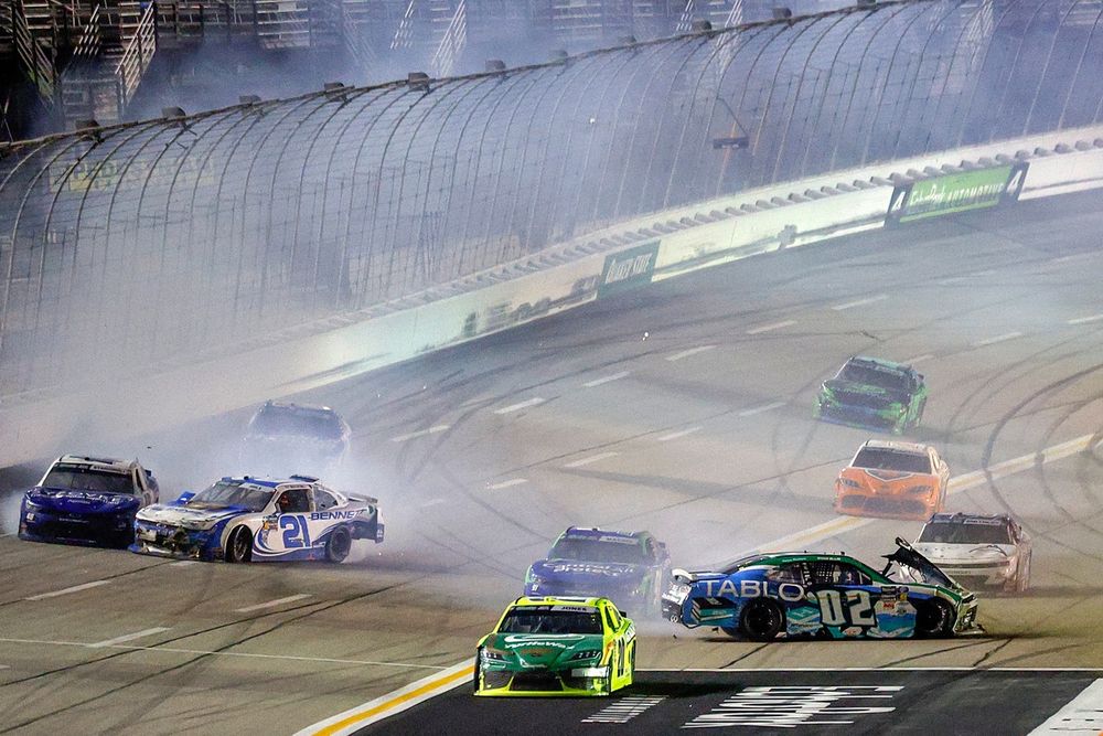 Austin Hill crashes with others, No. 21 Richard Childress Racing Chevrolet