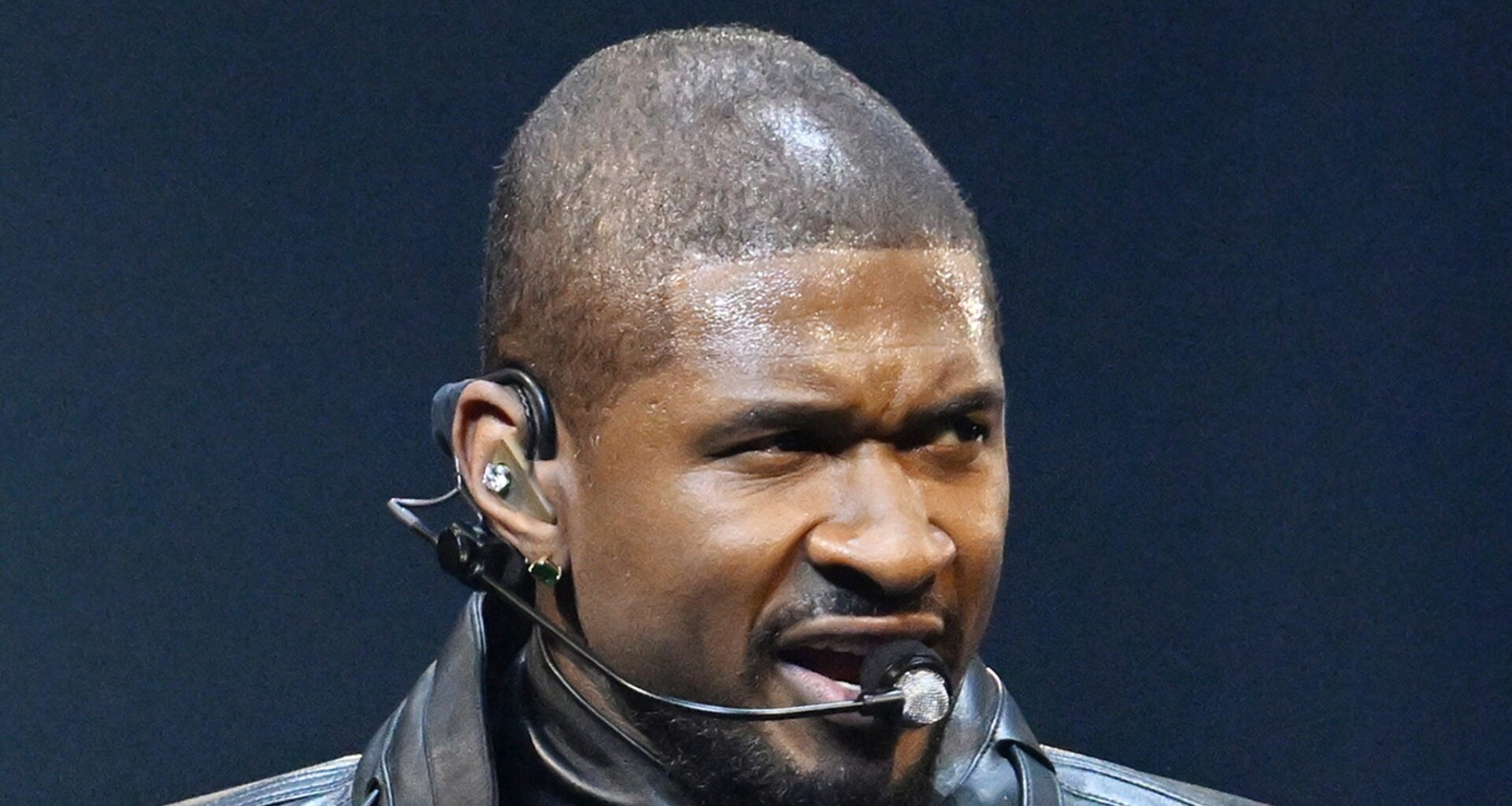 Usher Stops Steamy Onstage Encounter With Fan at Nashville Show, Woman Responds