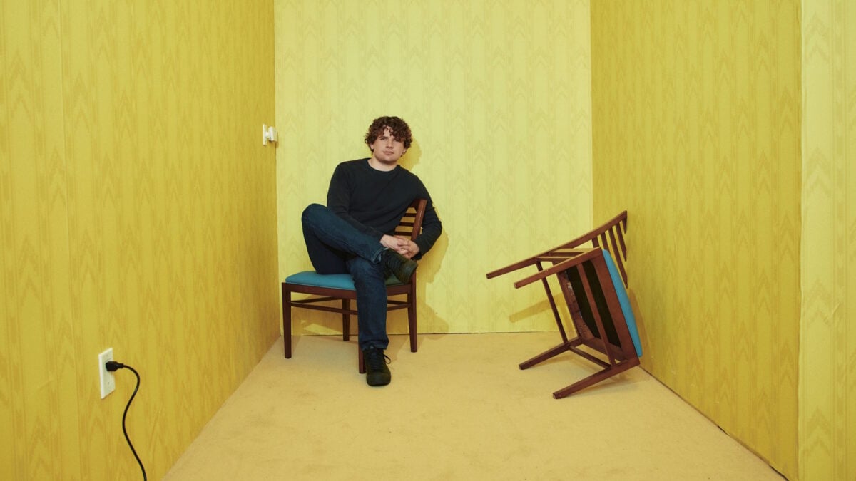 Kane Parsons on the Backrooms set.
