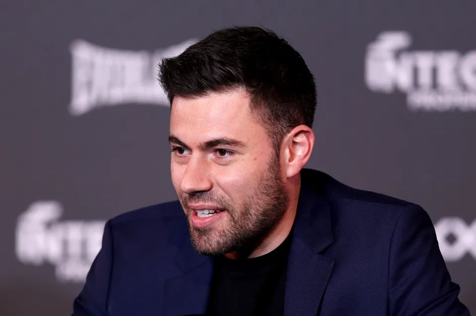 Boxing promoter Ben Shalom at a press conference